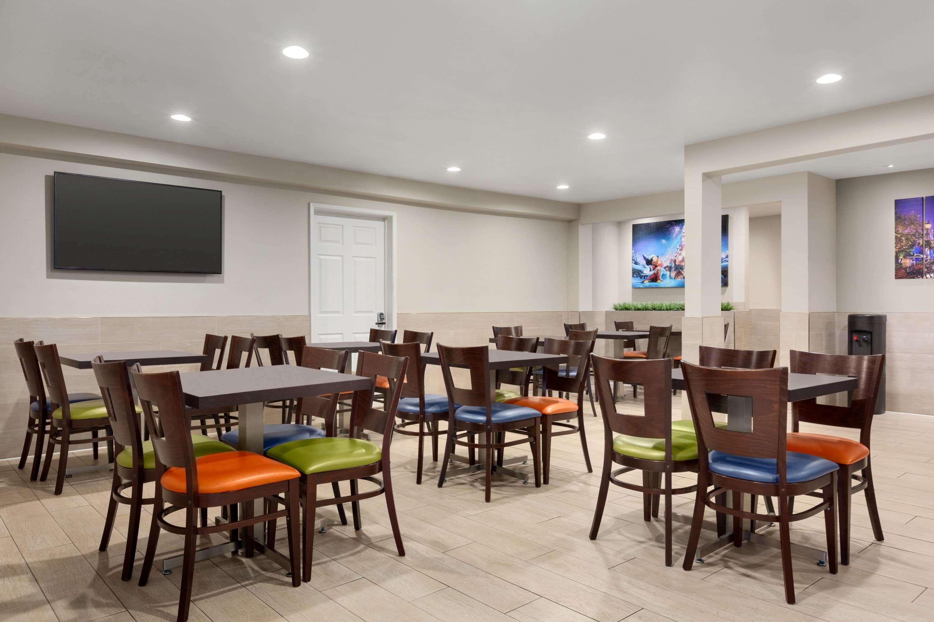 Days Inn & Suites By Wyndham Anaheim At Disneyland Park Zewnętrze zdjęcie