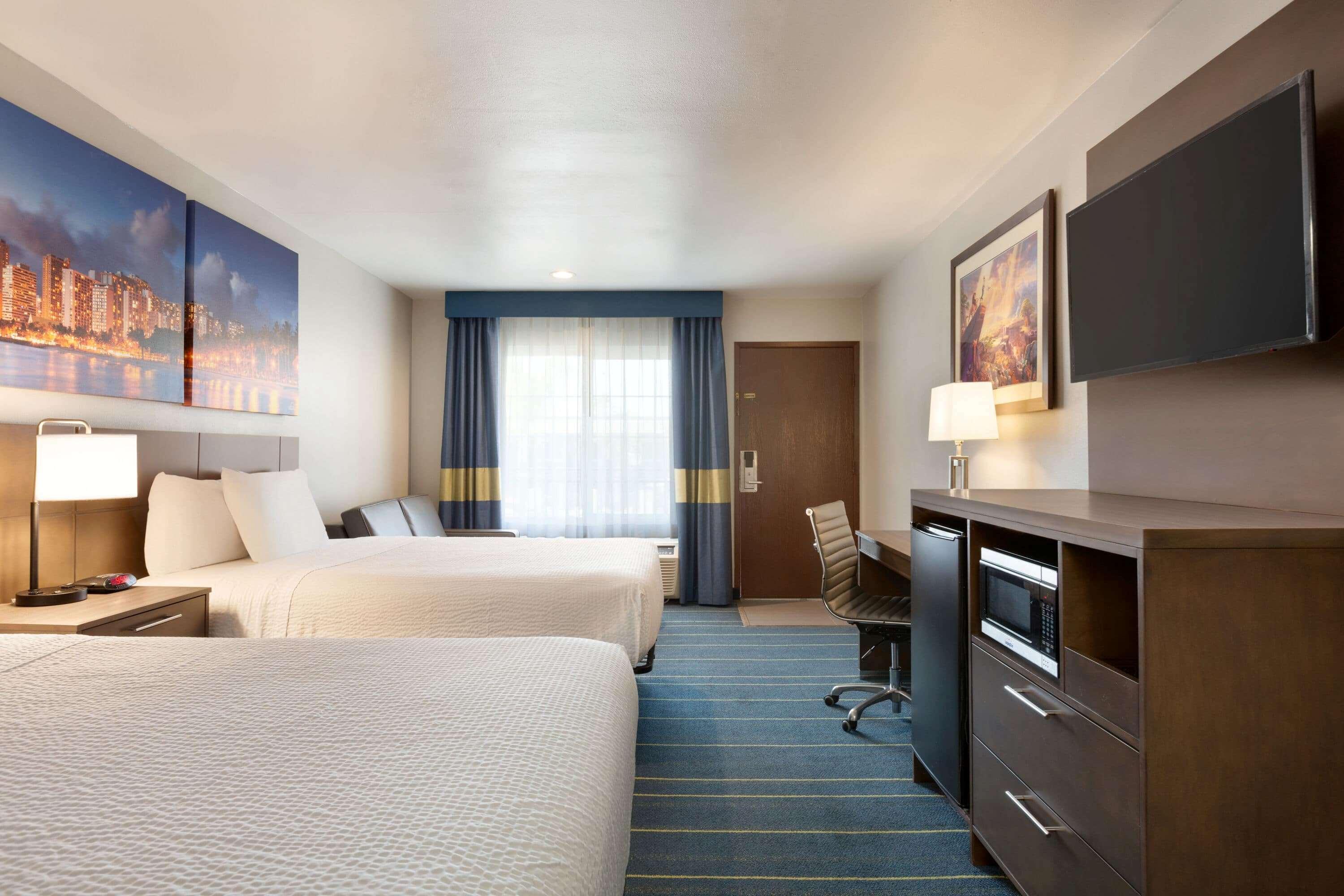 Days Inn & Suites By Wyndham Anaheim At Disneyland Park Zewnętrze zdjęcie